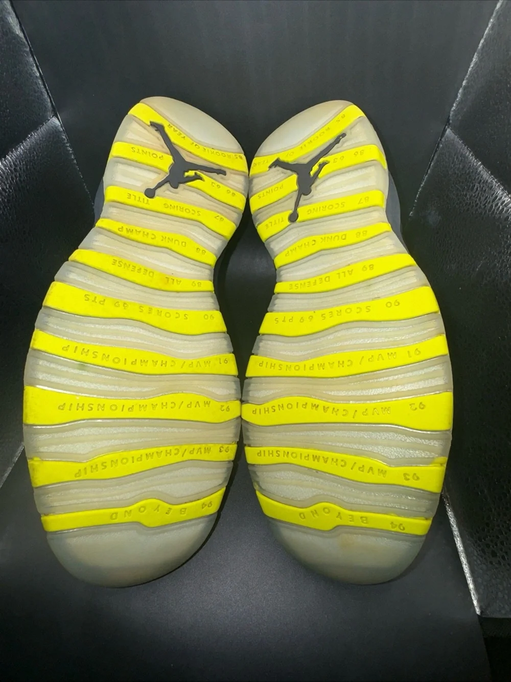 Size 9.5 - Air Jordan 10 Retro Venom, 310805-033, Clean W/ Replacement Box